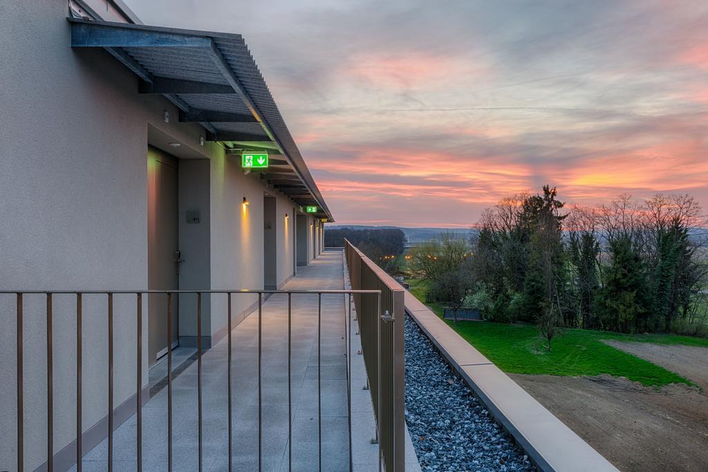 Hotel Frauenfeld Bilik gambar